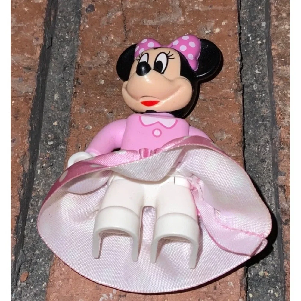 Lego‎ Duplo Minnie Mouse Pink Polka Dot Dress Birthday Parade